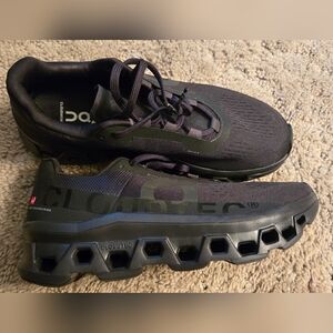 On Cloud Cloudmonster size 10